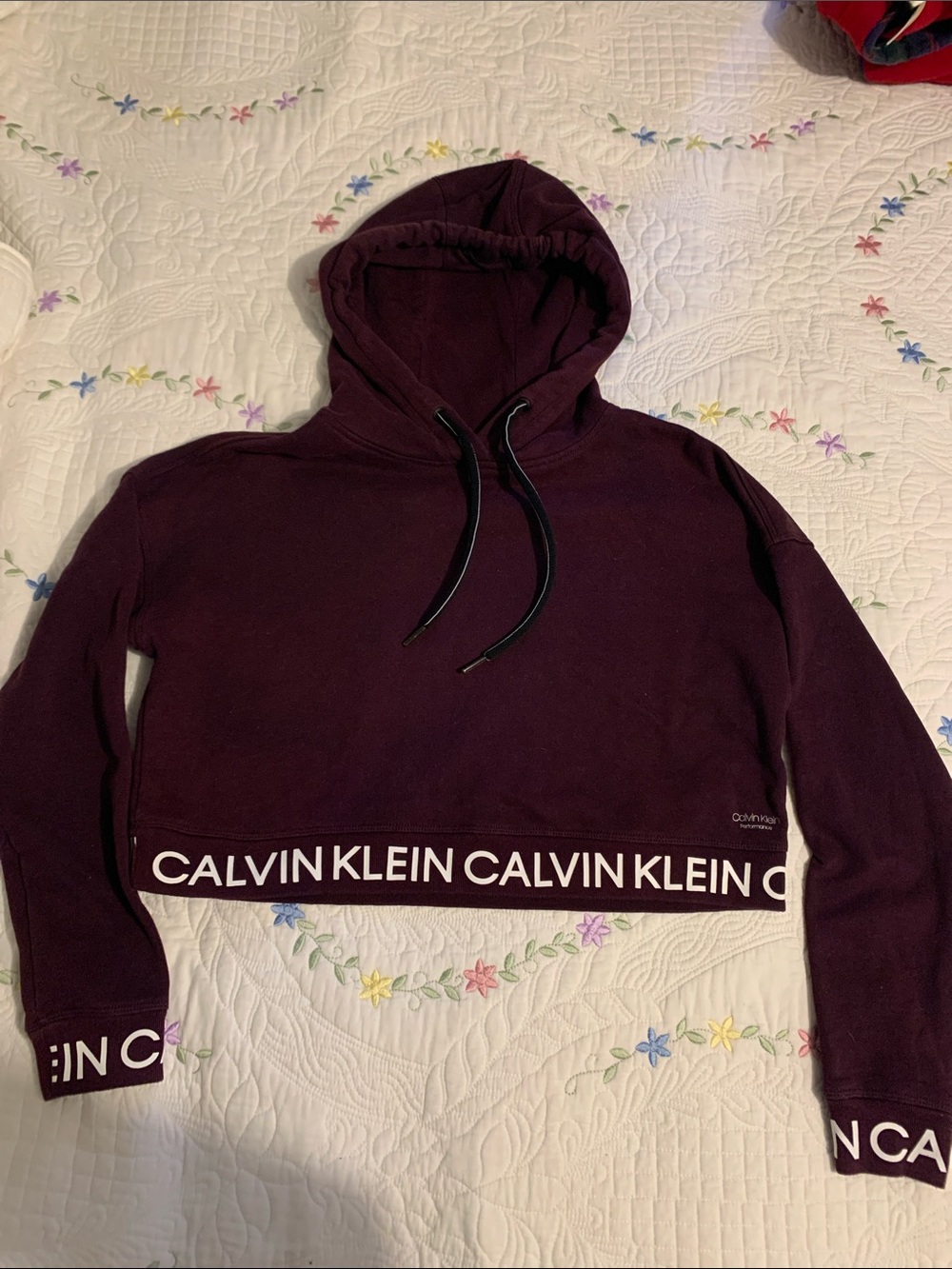 Calvin Klein Women's Maroon Logo Band Crop Hoodie
